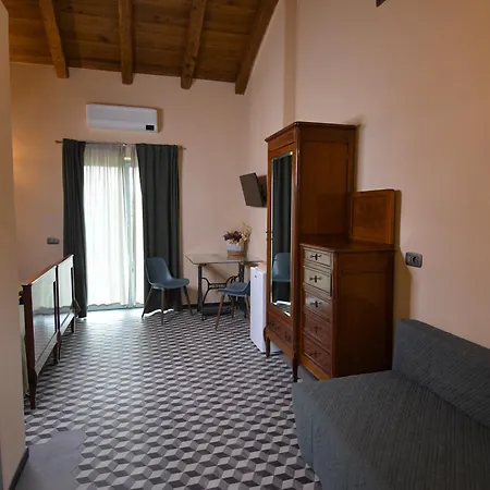 Cascina Elide - Vista Mare In Campagna Penzion