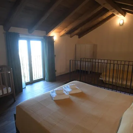 Pensión Cascina Elide - Vista Mare In Campagna