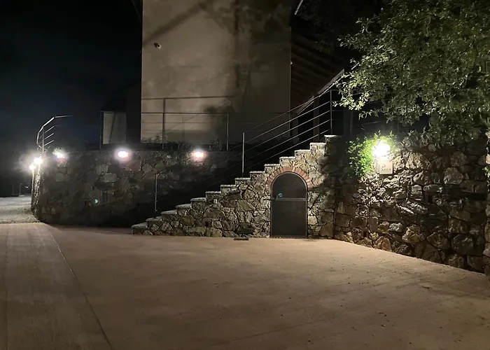 Pensión Cascina Elide - Vista Mare In Campagna 3*
